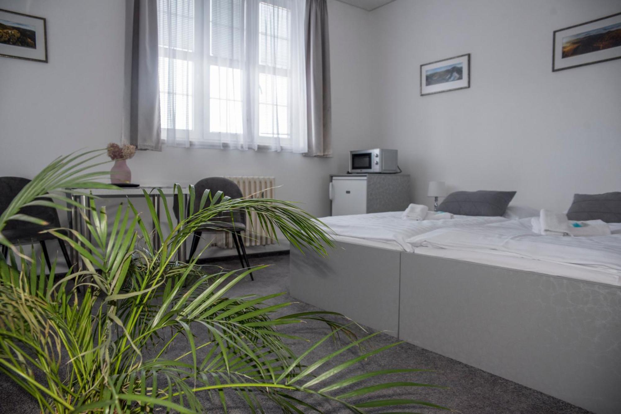 Classic Apartmany Trinec Luaran gambar